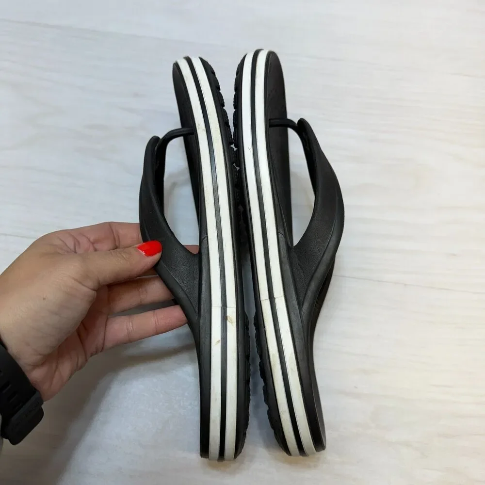 Crocs Bayaband Thong Flip‎ Flops Unisex Size 6M/8W Black Leather Casual Comfort